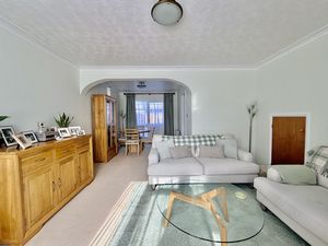 Photo 11- click for photo gallery